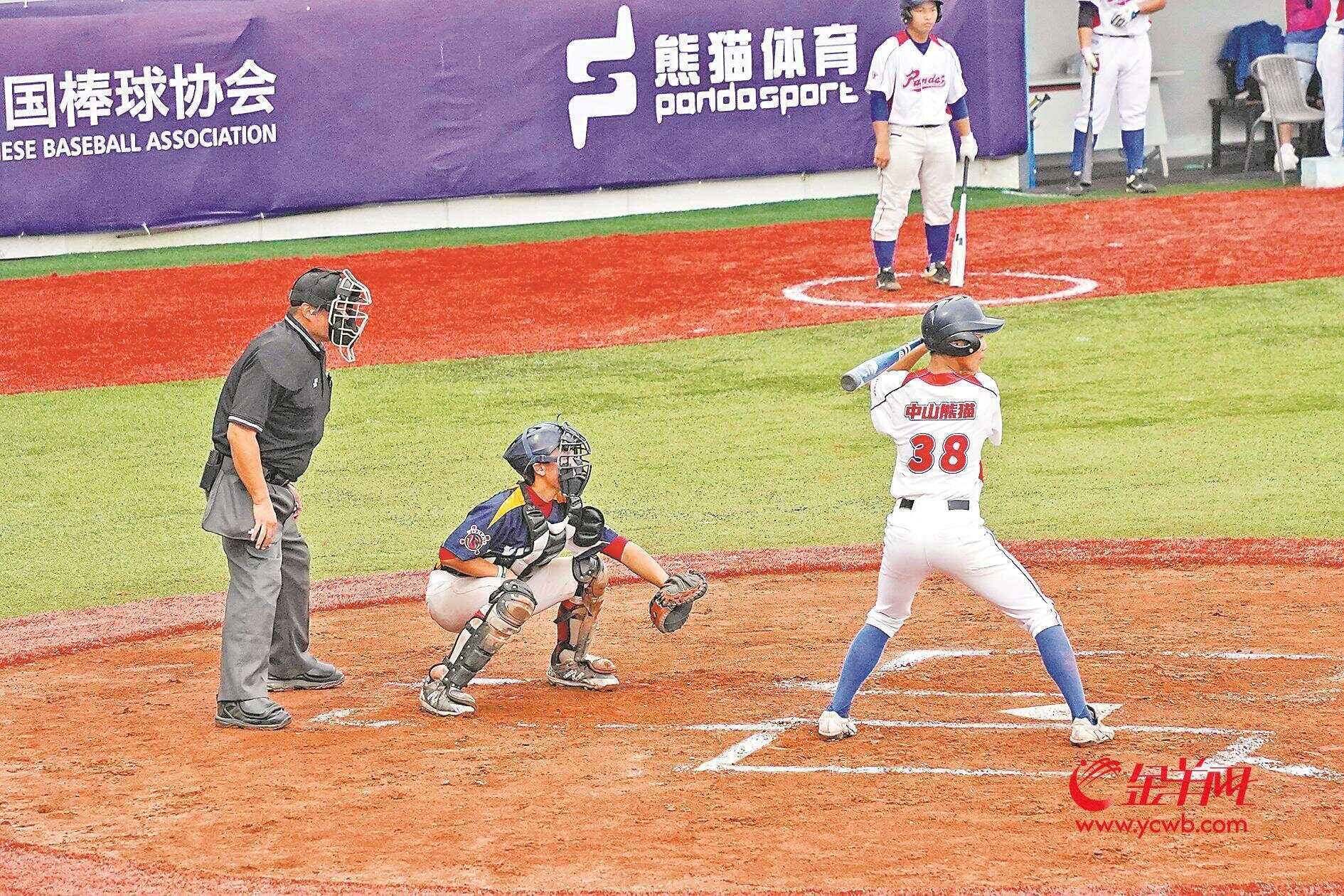 “棒球之城”中山:全力挥出“本垒打”